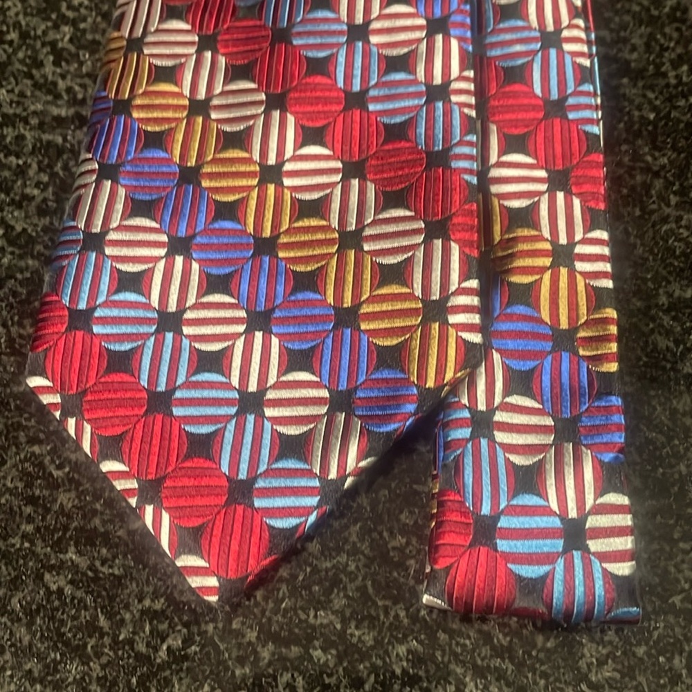 Bruno Piatelli Silk Tie - Great geometrical pattern . georgeous colors